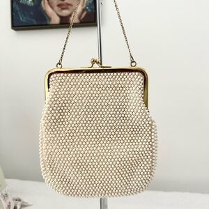 Lumured Corde’ Bead Vintage from the 1950s Beaded Evening Bag/Clutch